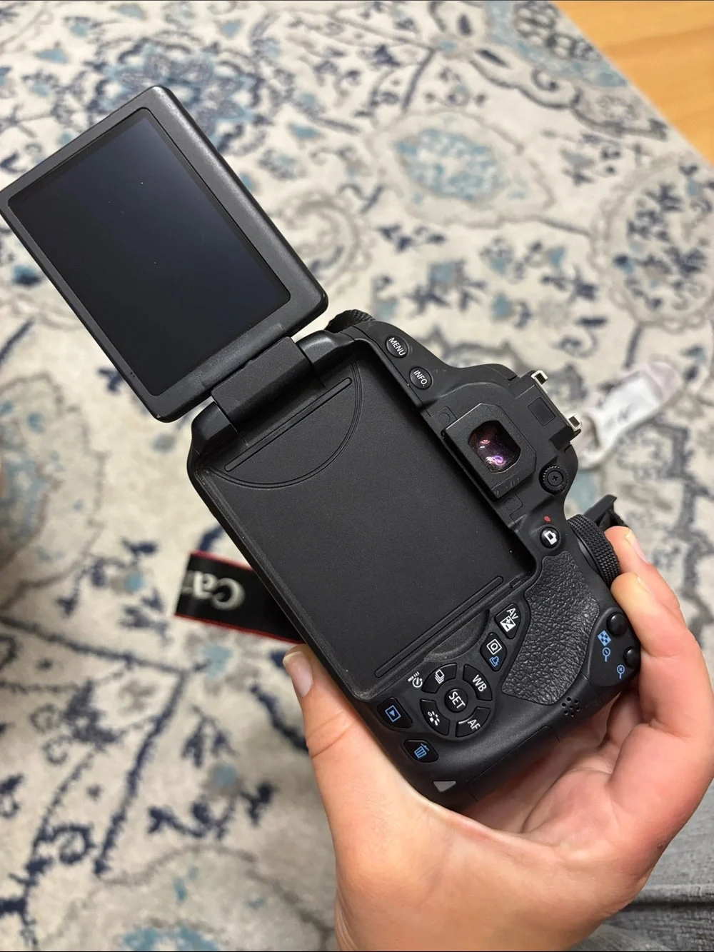 Canon EOS Rebel T5i DSLR Camera with EFS 18-55mm lens